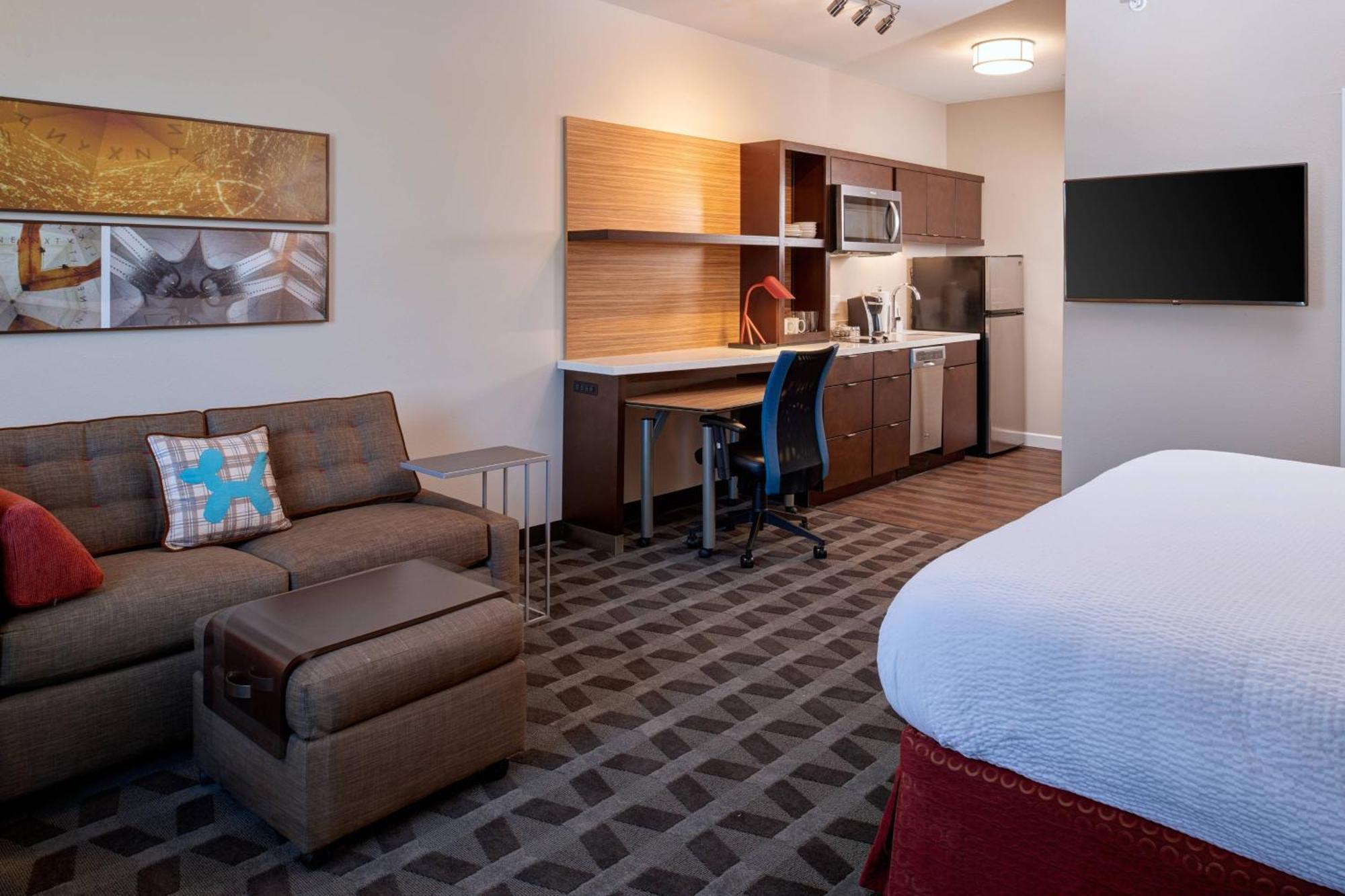 Towneplace Suites By Marriott Cleveland Solon Екстериор снимка