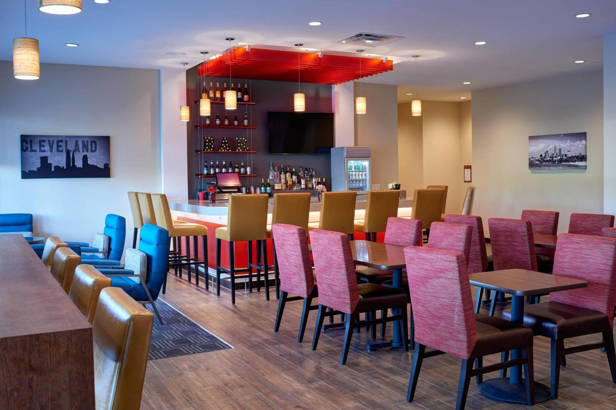 Towneplace Suites By Marriott Cleveland Solon Екстериор снимка
