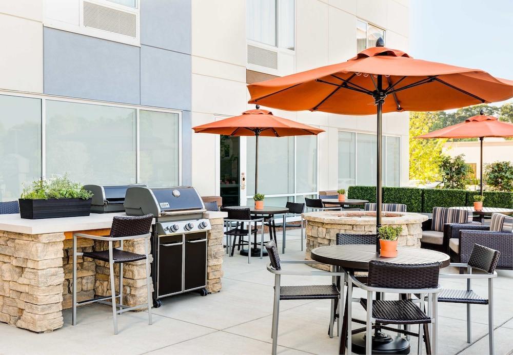 Towneplace Suites By Marriott Cleveland Solon Екстериор снимка